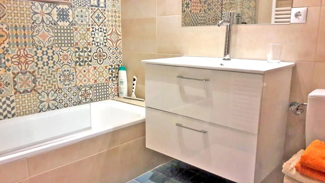 Fantastico Studio, Vista Mare, 5Mn Dalla Spiaggia - Casa Artevida Rosas
